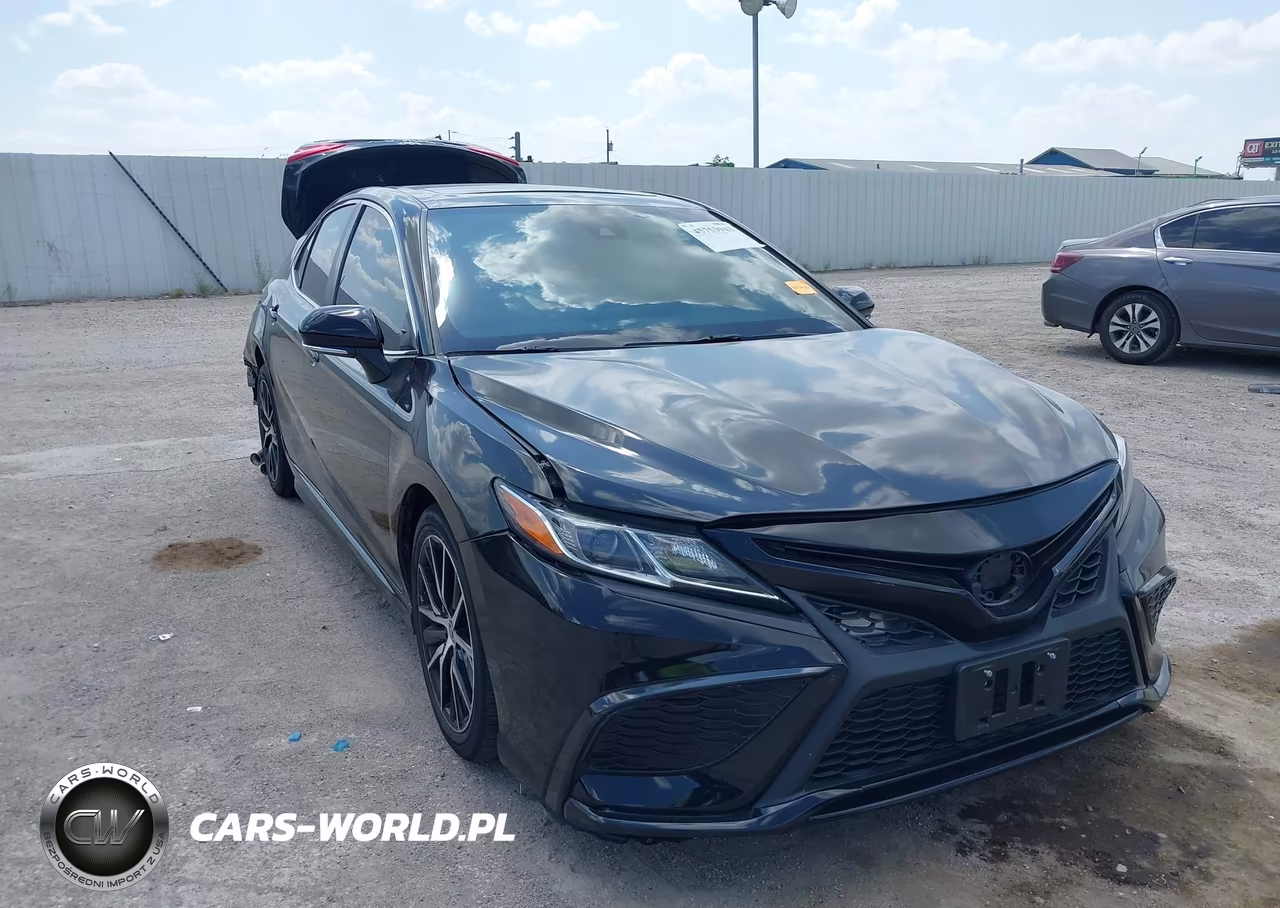 2022 TOYOTA CAMRY SE AWD – zdjęcie 1 z 18