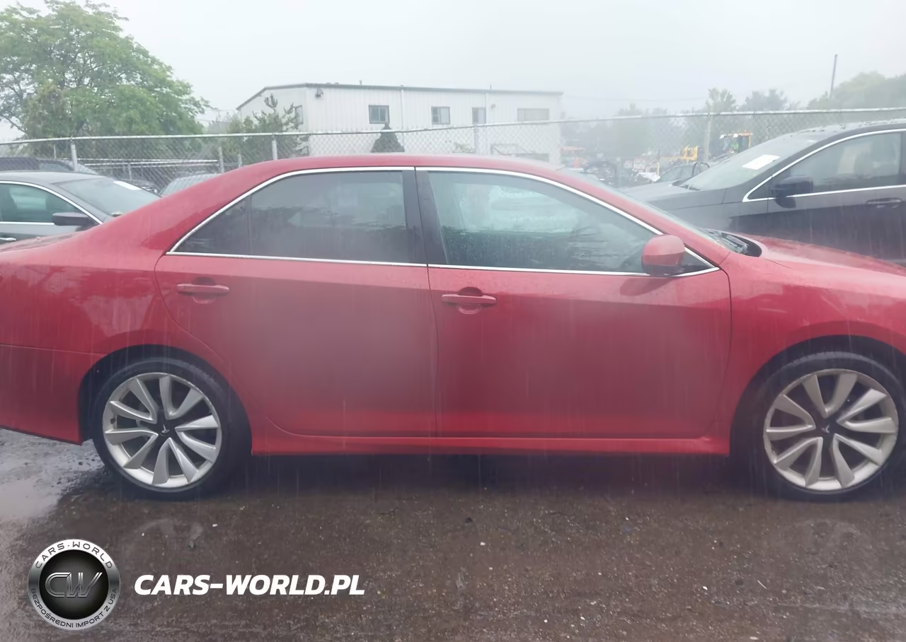 2014 Toyota Camry Se VIN:4T1BF1FK0EU826901 - 13