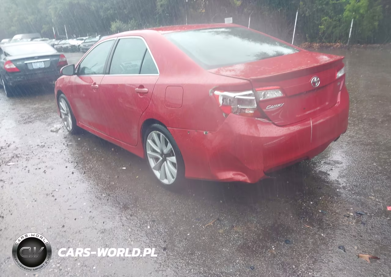 2014 Toyota Camry Se VIN:4T1BF1FK0EU826901 - 3