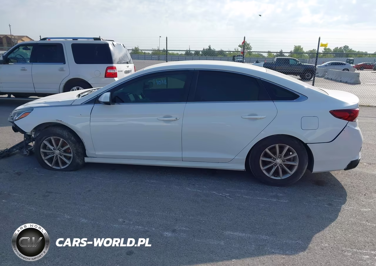 2020 Hyundai Elantra Se VIN:5NPD74LF4LH498733 - 13