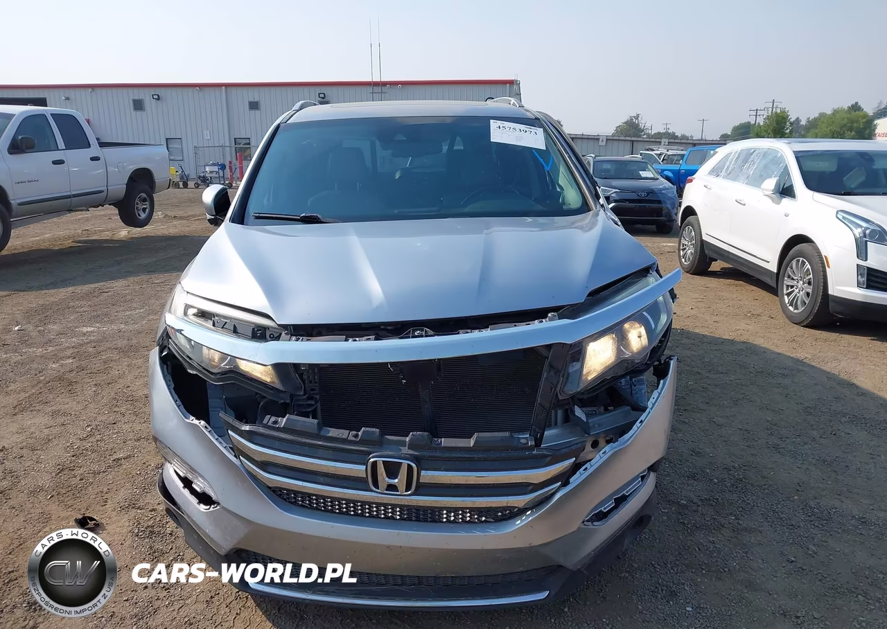 2017 Honda Pilot Touring VIN:5FNYF6H98HB003460 - 13