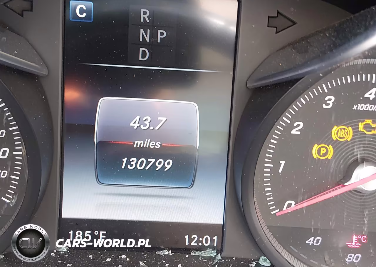 2016 Mercedes-Benz C 300 4Matic VIN:55SWF4KB7GU109287 - 15