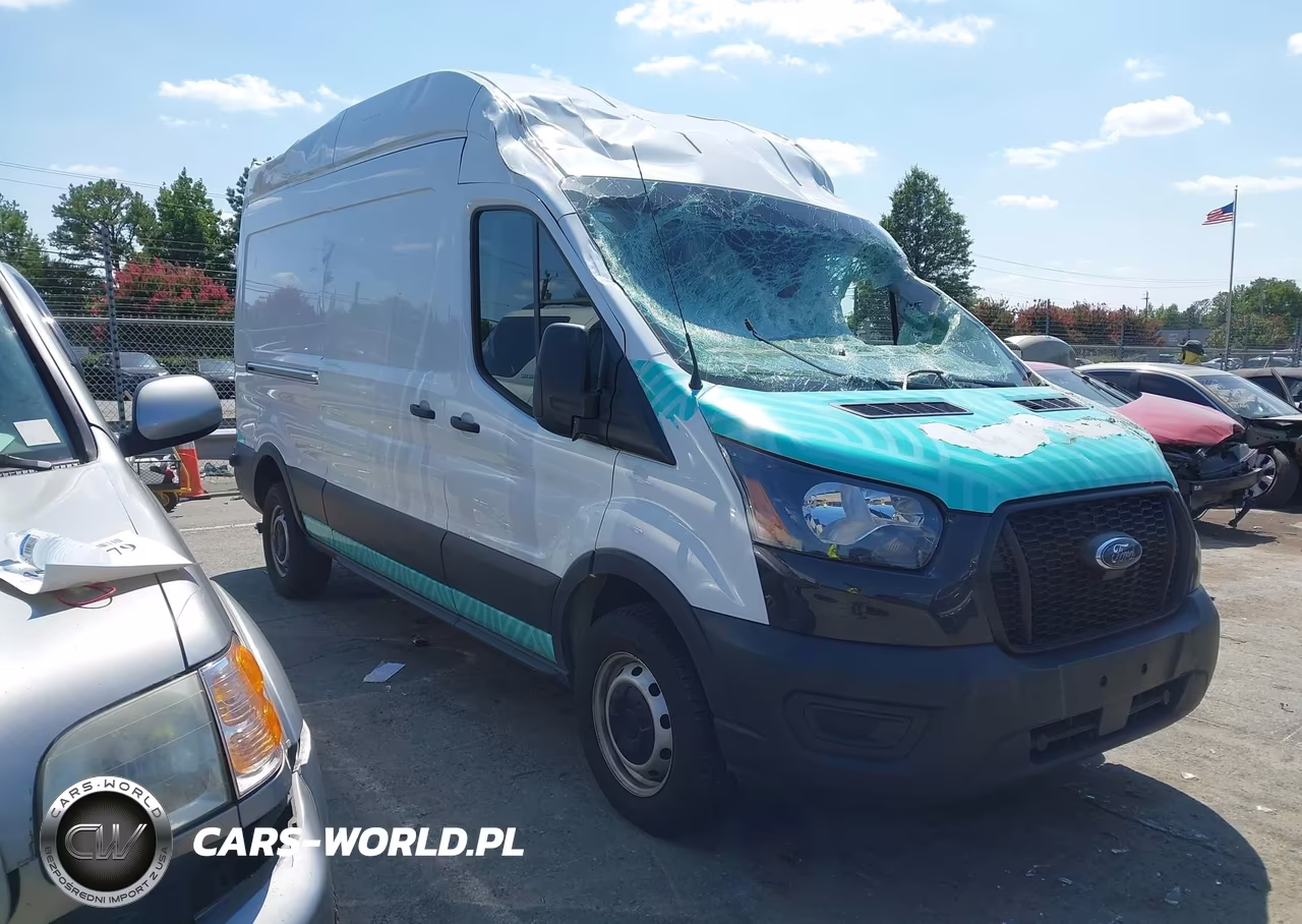 2023 Ford Transit-250