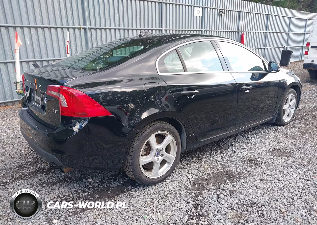 2012 Volvo S60 T5-T5 W-Moonroof VIN:YV1622FS0C2128833 - 4