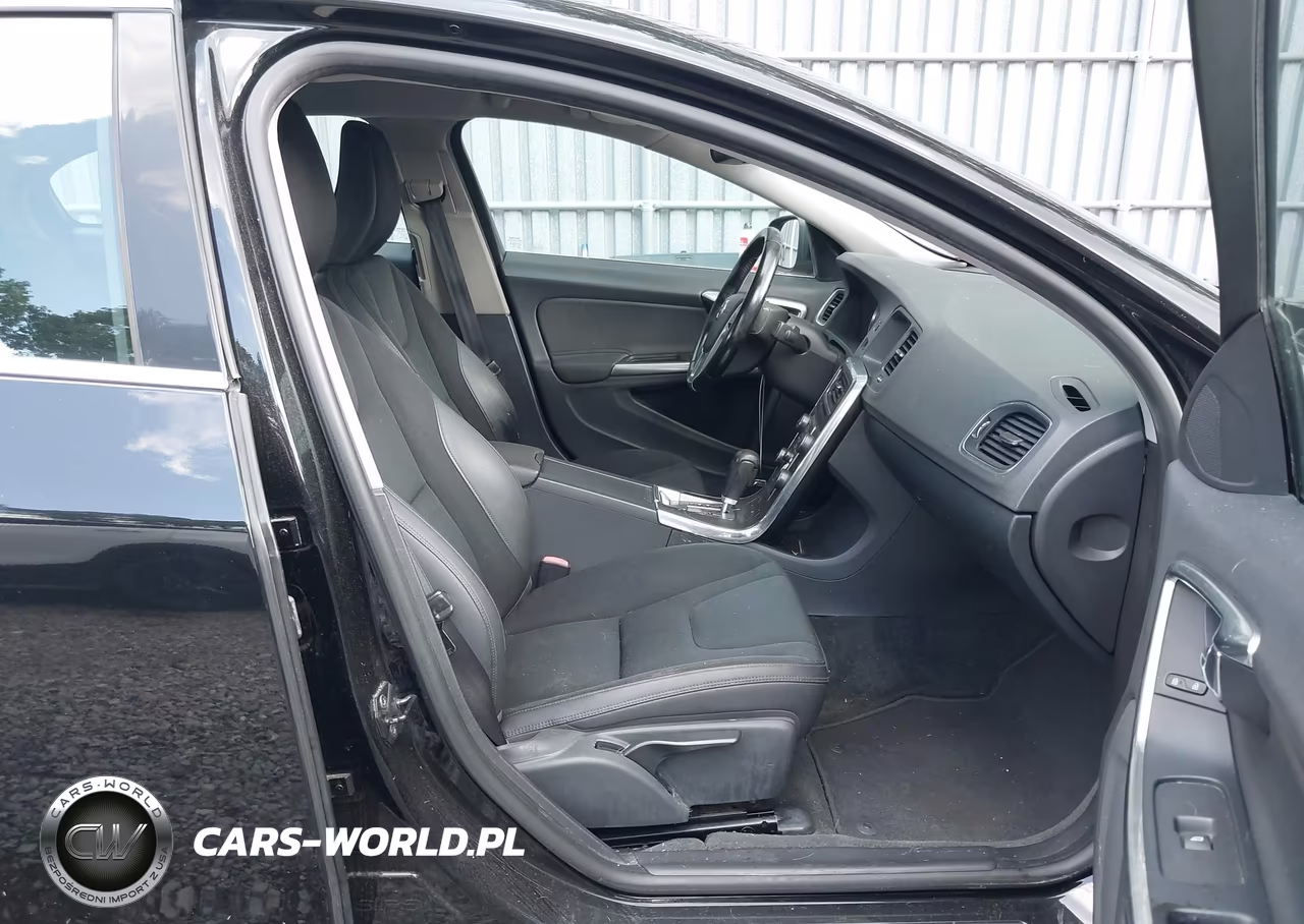2012 Volvo S60 T5-T5 W-Moonroof VIN:YV1622FS0C2128833 - 5