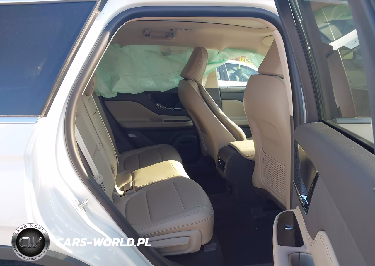 2021 Lincoln Corsair Standard VIN:5LMCJ1D99MUL13726 - 8