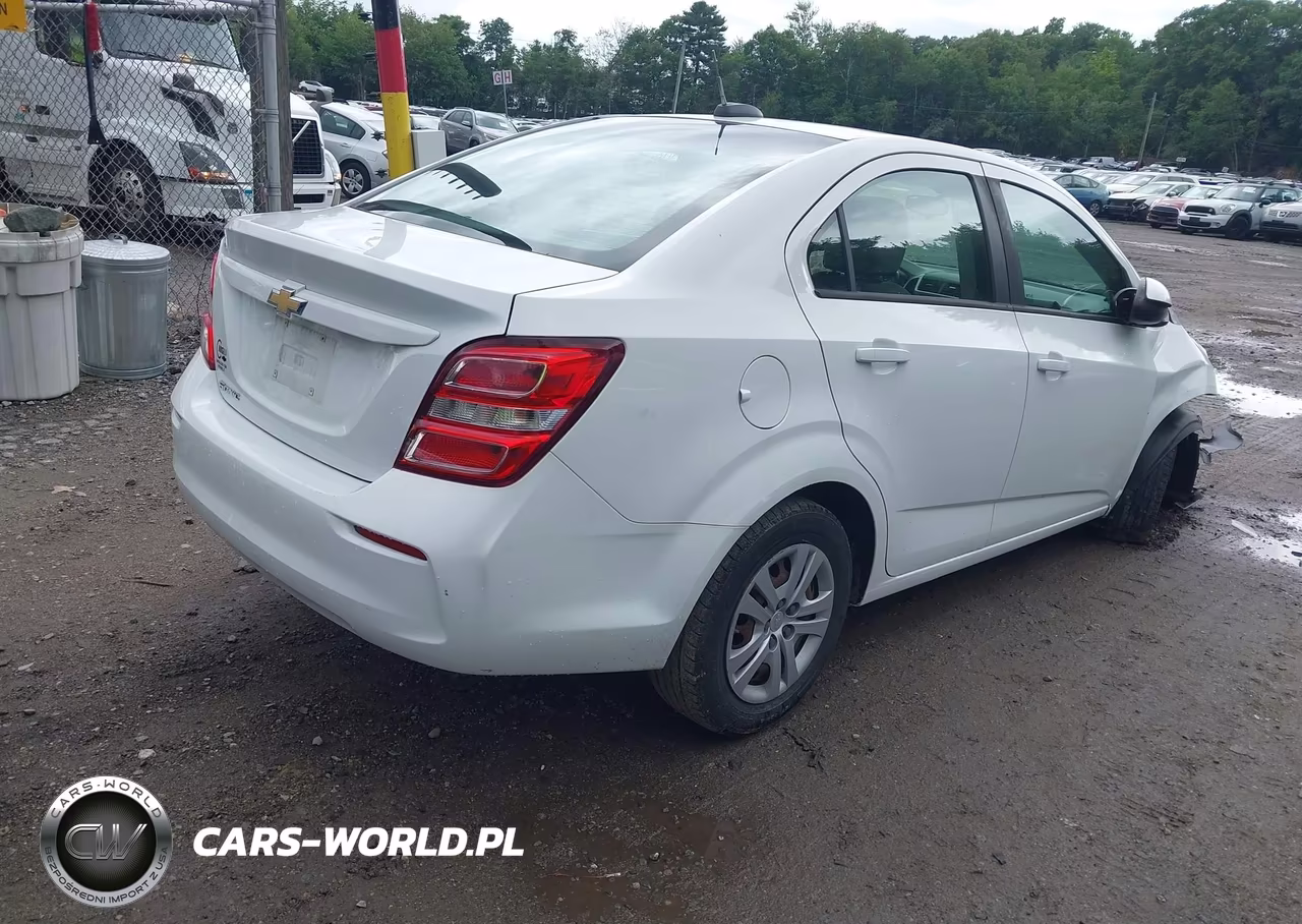 2017 Chevrolet Sonic Ls Auto VIN:1G1JB5SG8H4177768 - 4