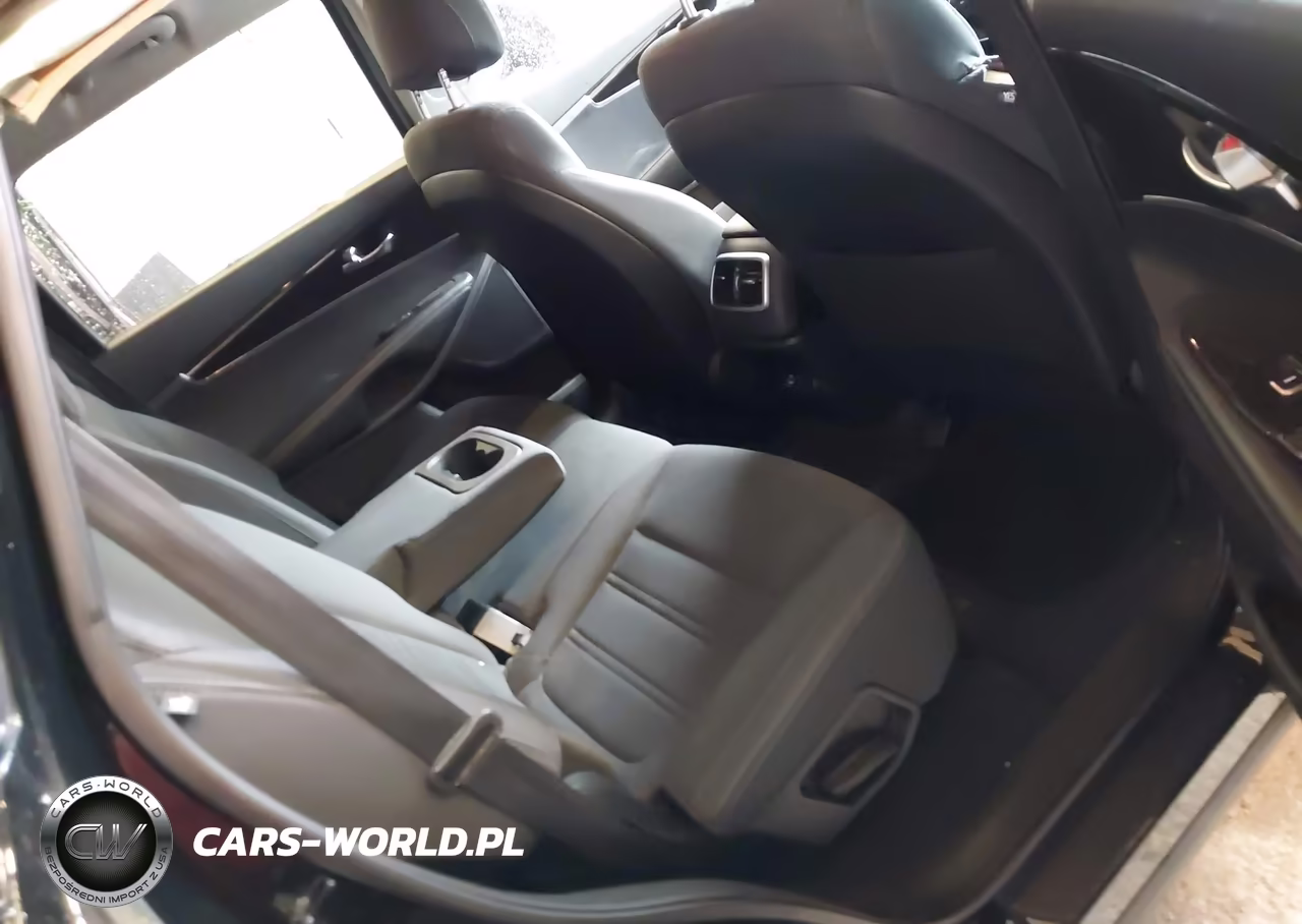 2017 Kia Sorento 2.4L Lx VIN:5XYPGDA33HG275765 - 8