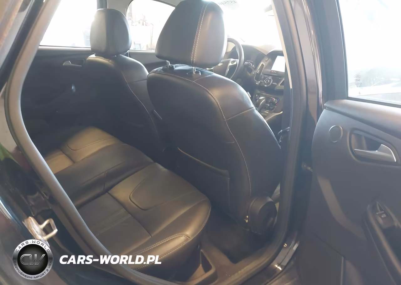 2014 Ford Focus Titanium VIN:1FADP3N29EL417539 - 8