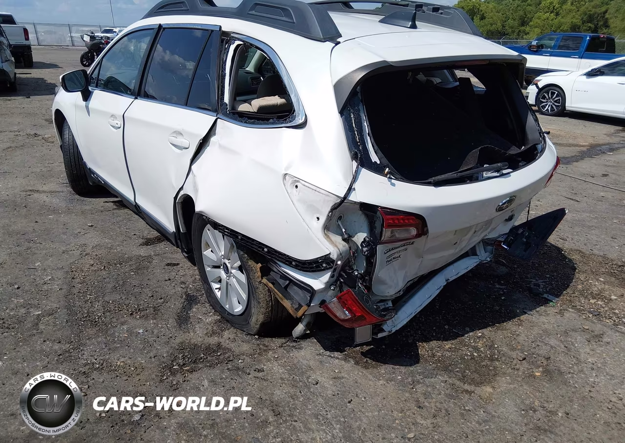 2019 Subaru Outback 2.5I Premium VIN:4S4BSAFC6K3384342 - 18
