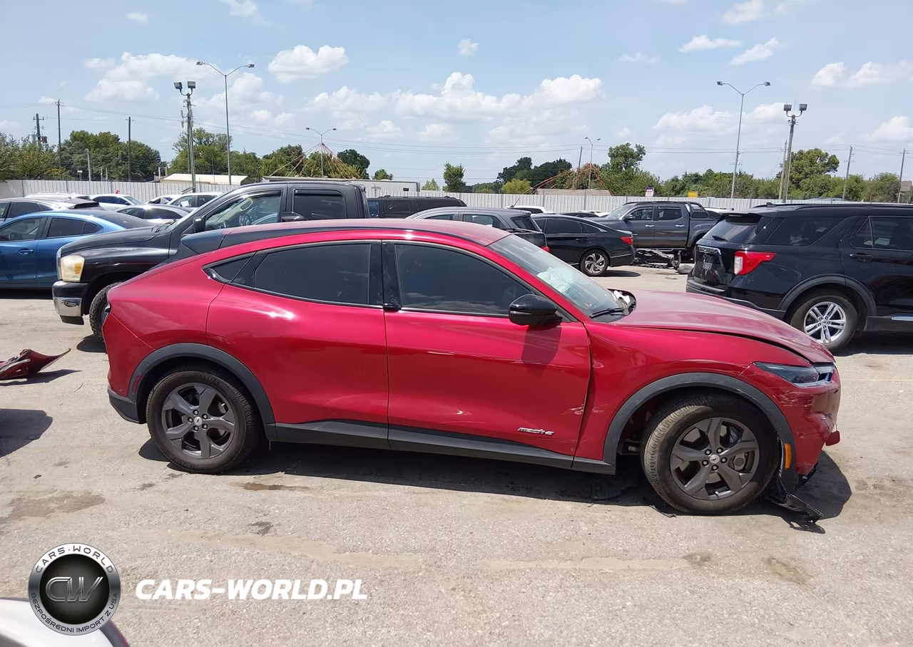 2023 Ford Mustang Mach-E Select VIN:3FMTK1R44PMA83289 - 13