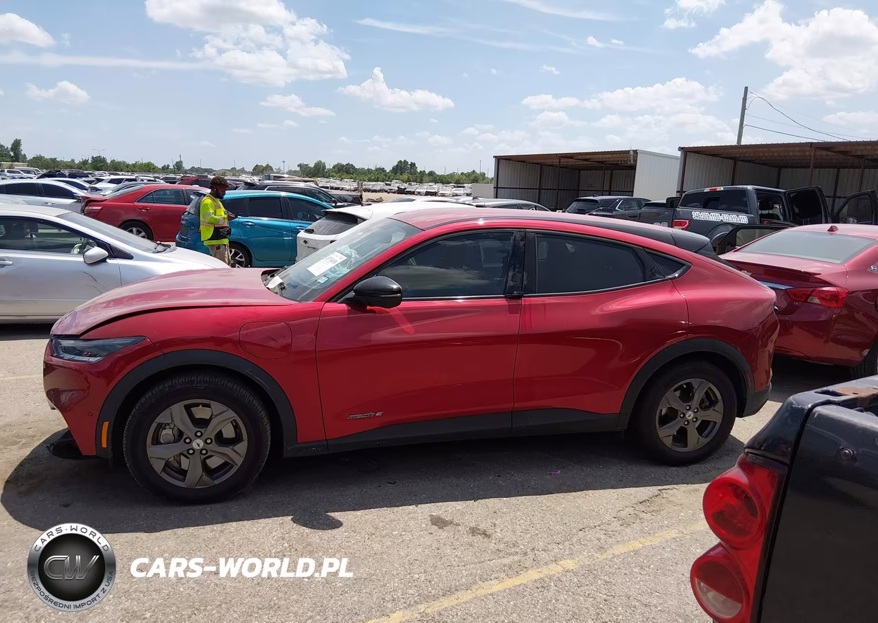 2023 Ford Mustang Mach-E Select VIN:3FMTK1R44PMA83289 - 14