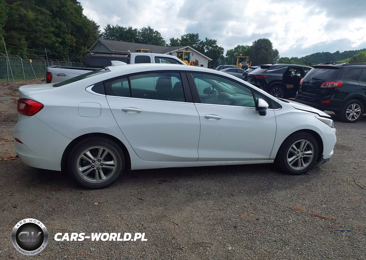 2018 Chevrolet Cruze Lt Auto VIN:1G1BE5SM5J7245028 - 14