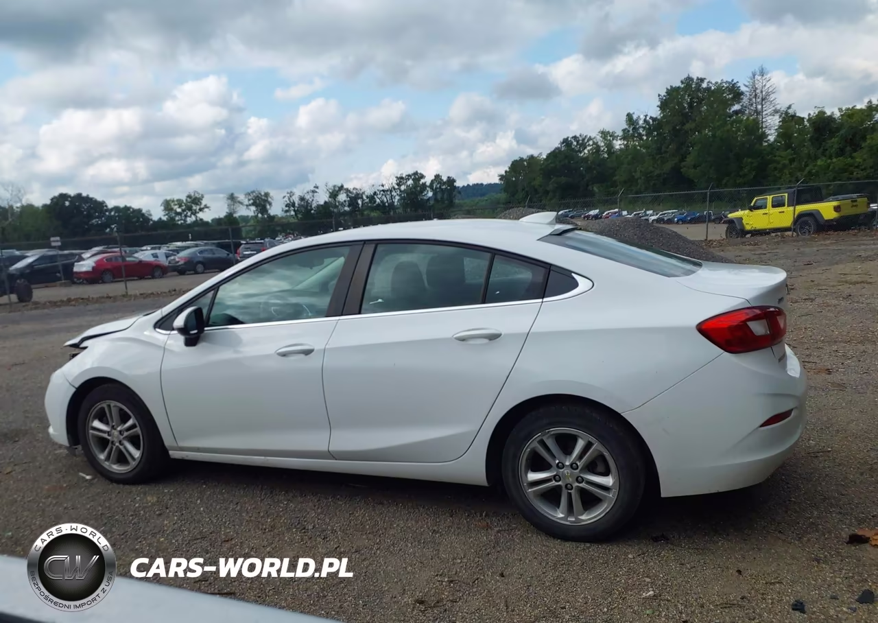 2018 Chevrolet Cruze Lt Auto VIN:1G1BE5SM5J7245028 - 15