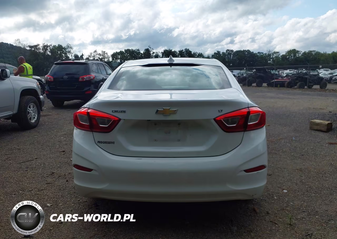 2018 Chevrolet Cruze Lt Auto VIN:1G1BE5SM5J7245028 - 17