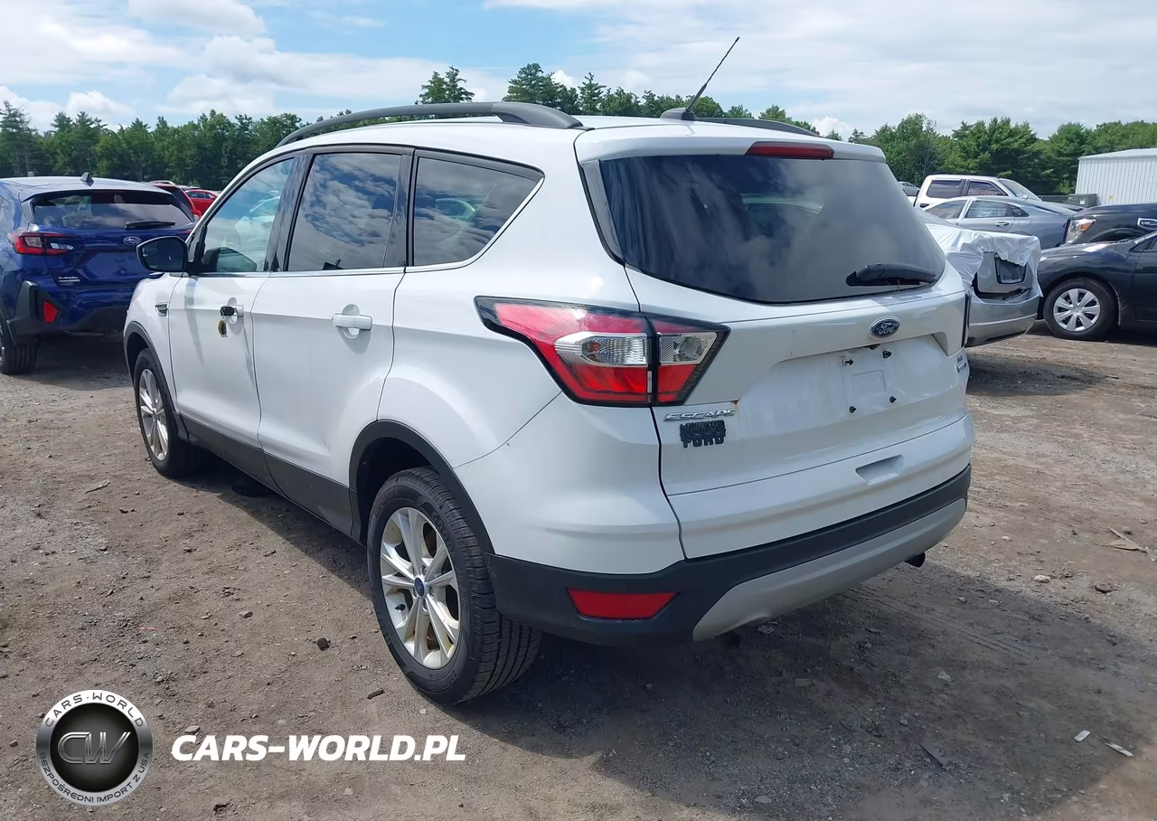 2018 Ford Escape Se VIN:1FMCU9GD1JUD32890 - 3