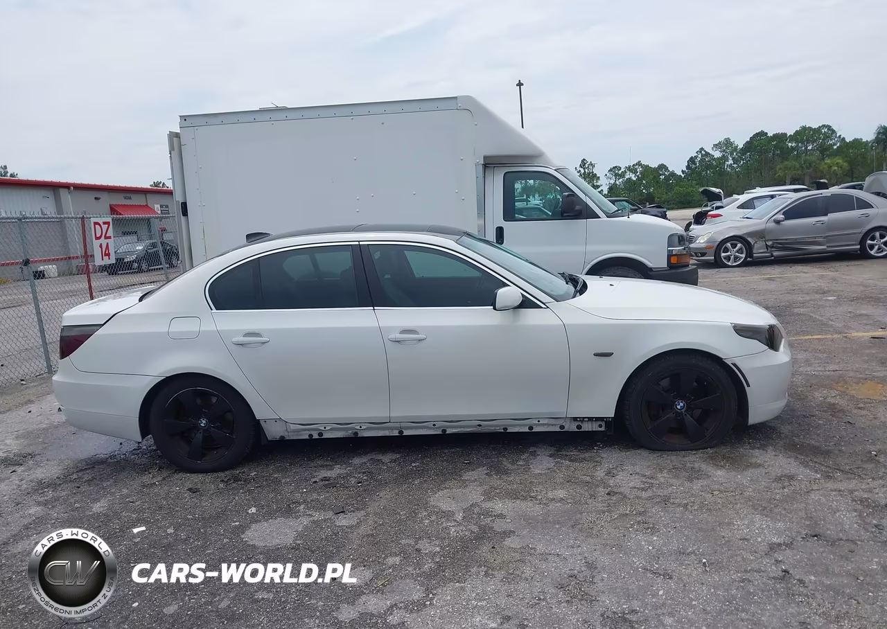 2008 BMW 528I VIN:WBANU53548CT11565 - 13