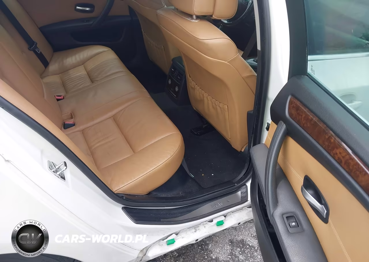 2008 BMW 528I VIN:WBANU53548CT11565 - 8