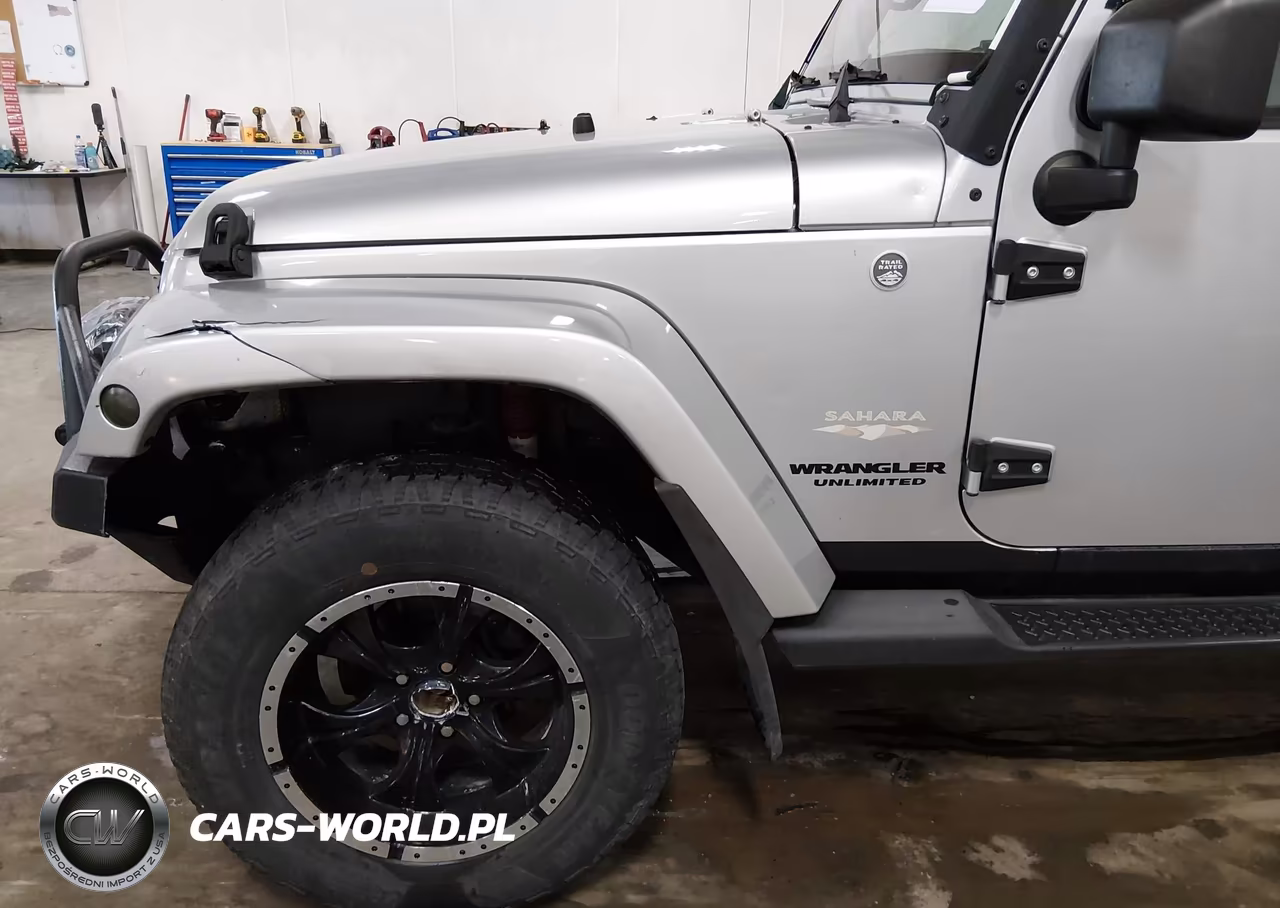2012 Jeep Wrangler Unlimited Sahara VIN:1C4HJWEGXCL196119 - 6
