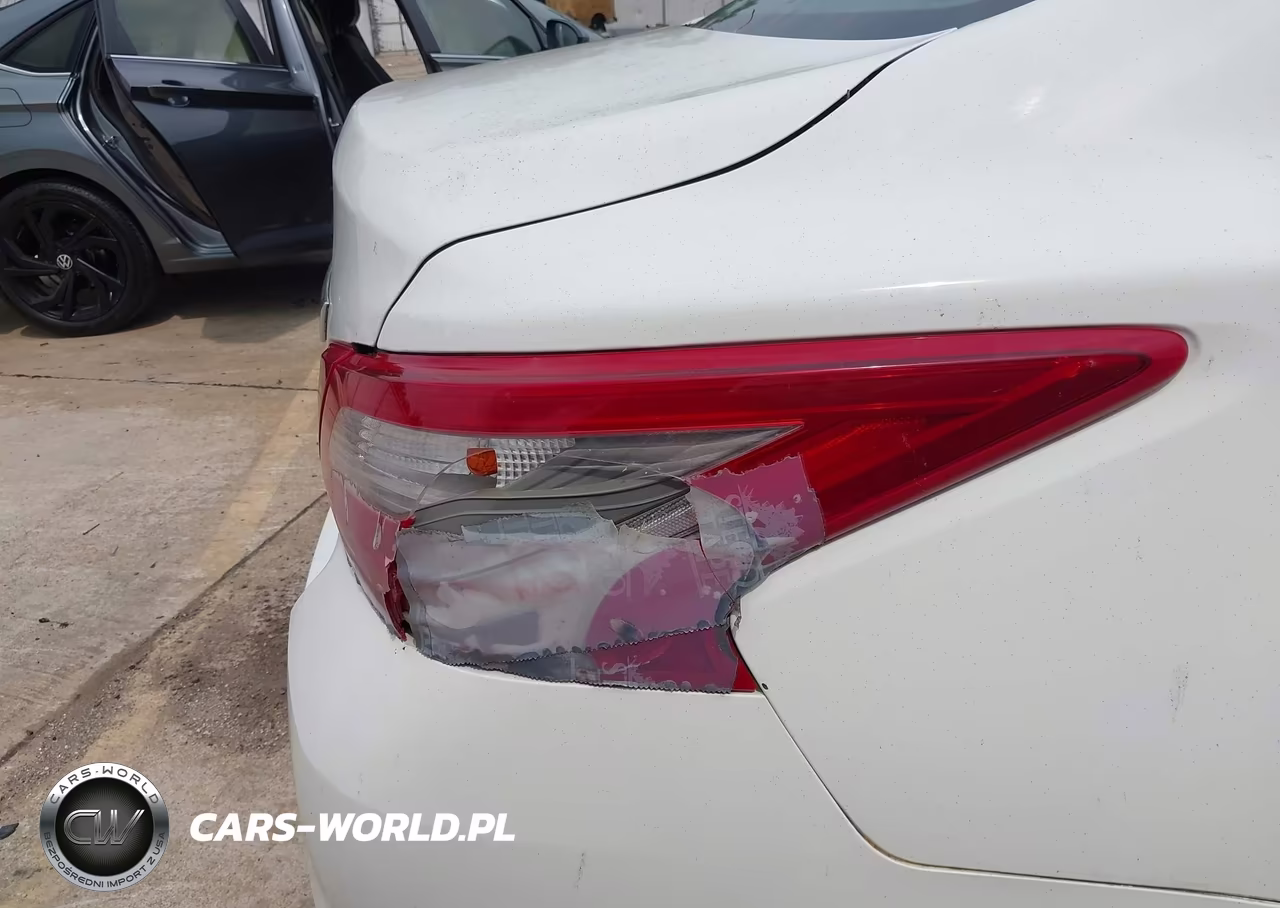 2018 Nissan Altima 2.5 S VIN:1N4AL3AP8JC290860 - 17
