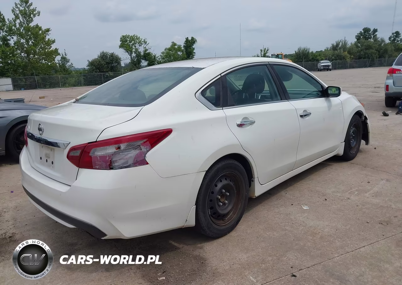 2018 Nissan Altima 2.5 S VIN:1N4AL3AP8JC290860 - 4
