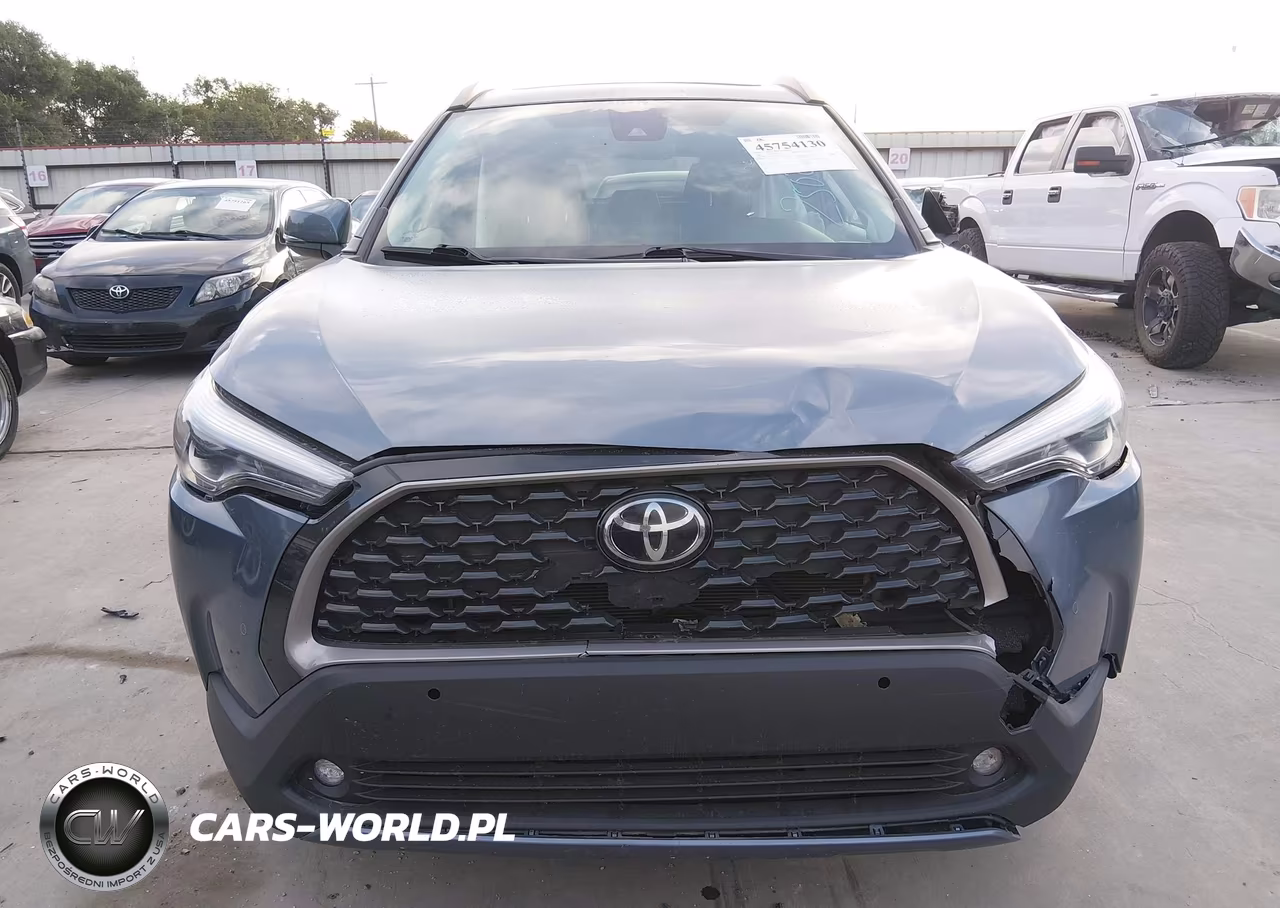 2022 Toyota Corolla Cross Xle VIN:7MUDAAAG7NV002502 - 12