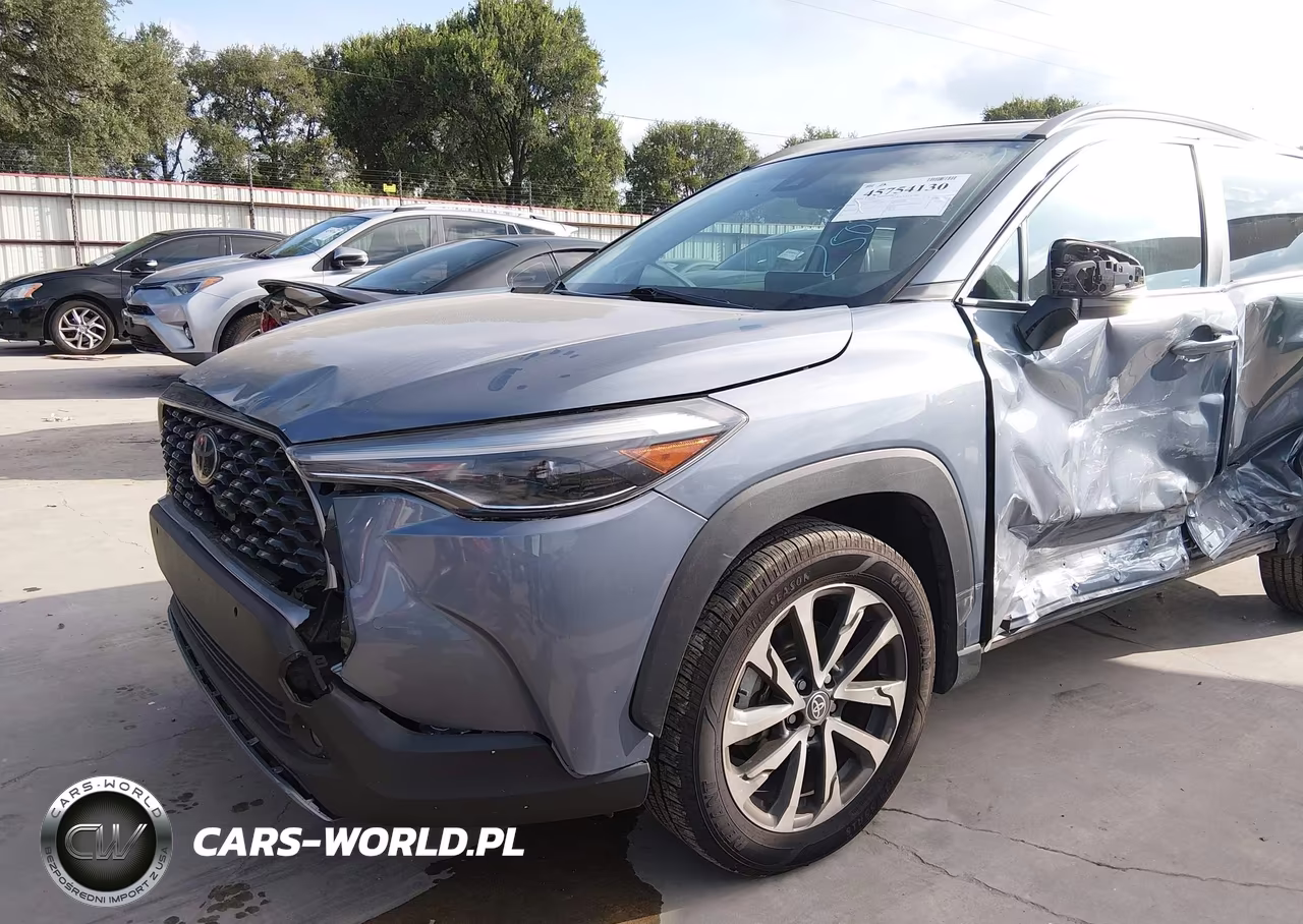 2022 Toyota Corolla Cross Xle VIN:7MUDAAAG7NV002502 - 17