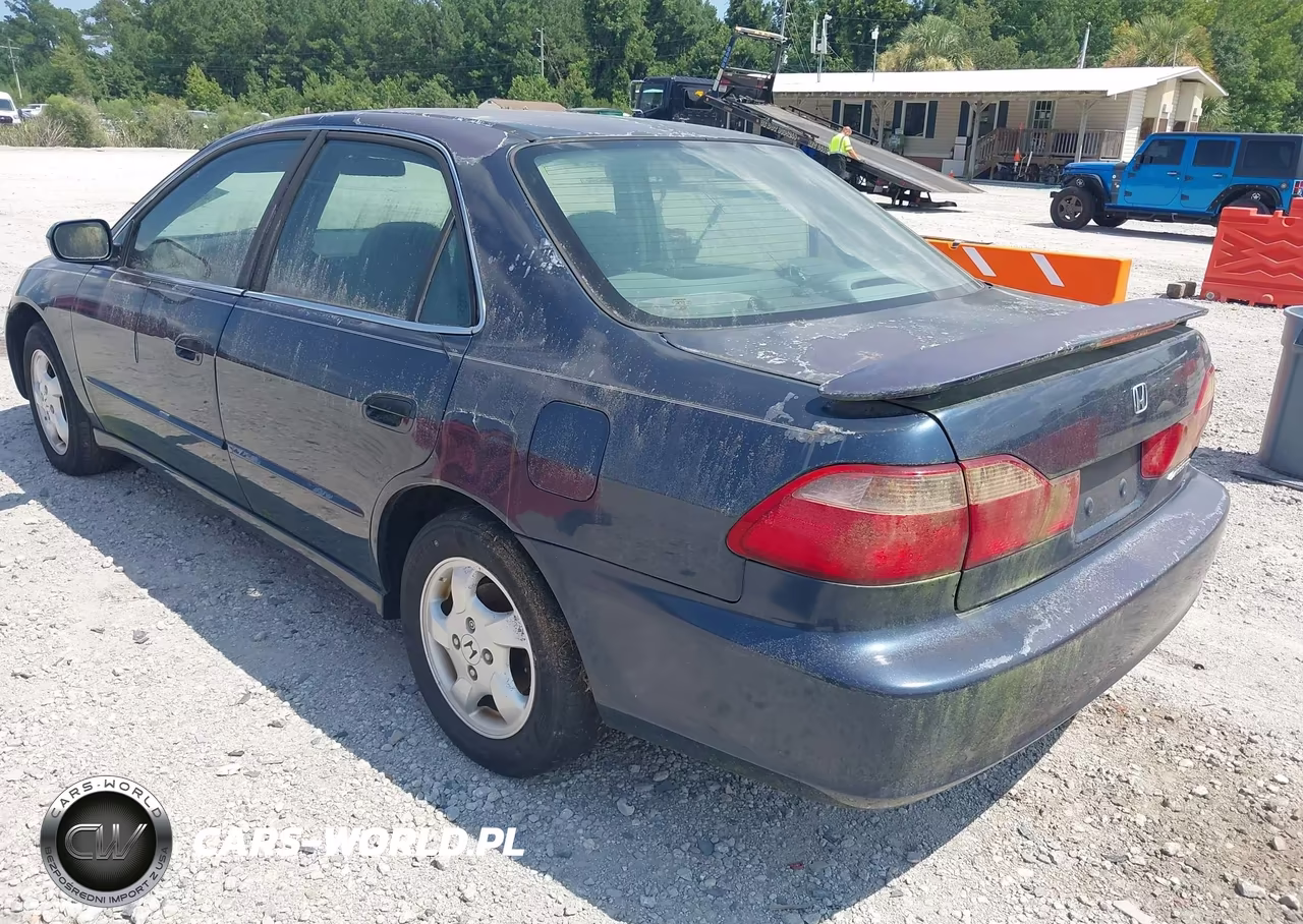 2000 Honda Accord 2.3 Ex VIN:1HGCG6674YA021084 - 3