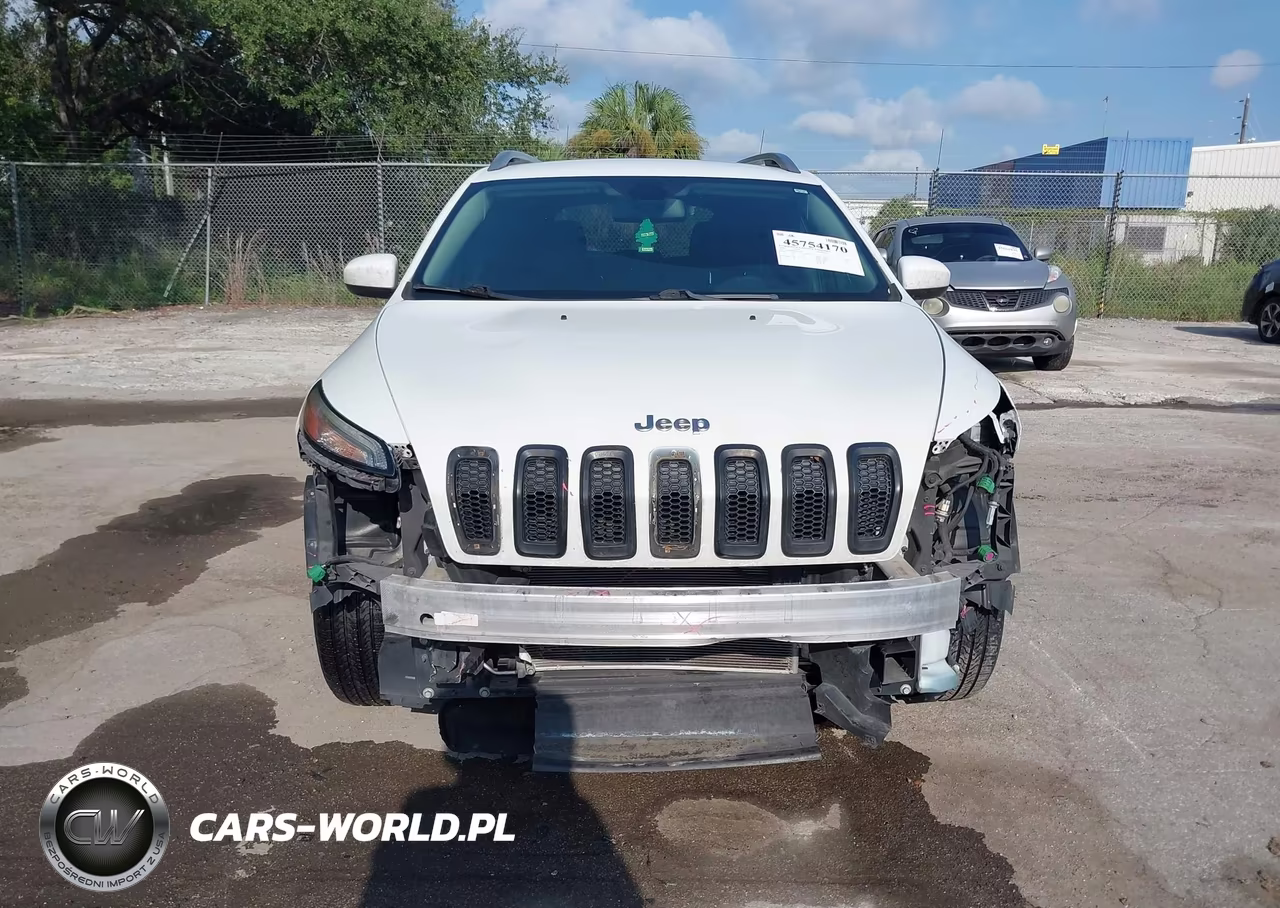 2016 Jeep Cherokee Latitude VIN:1C4PJMCB4GW155013 - 6