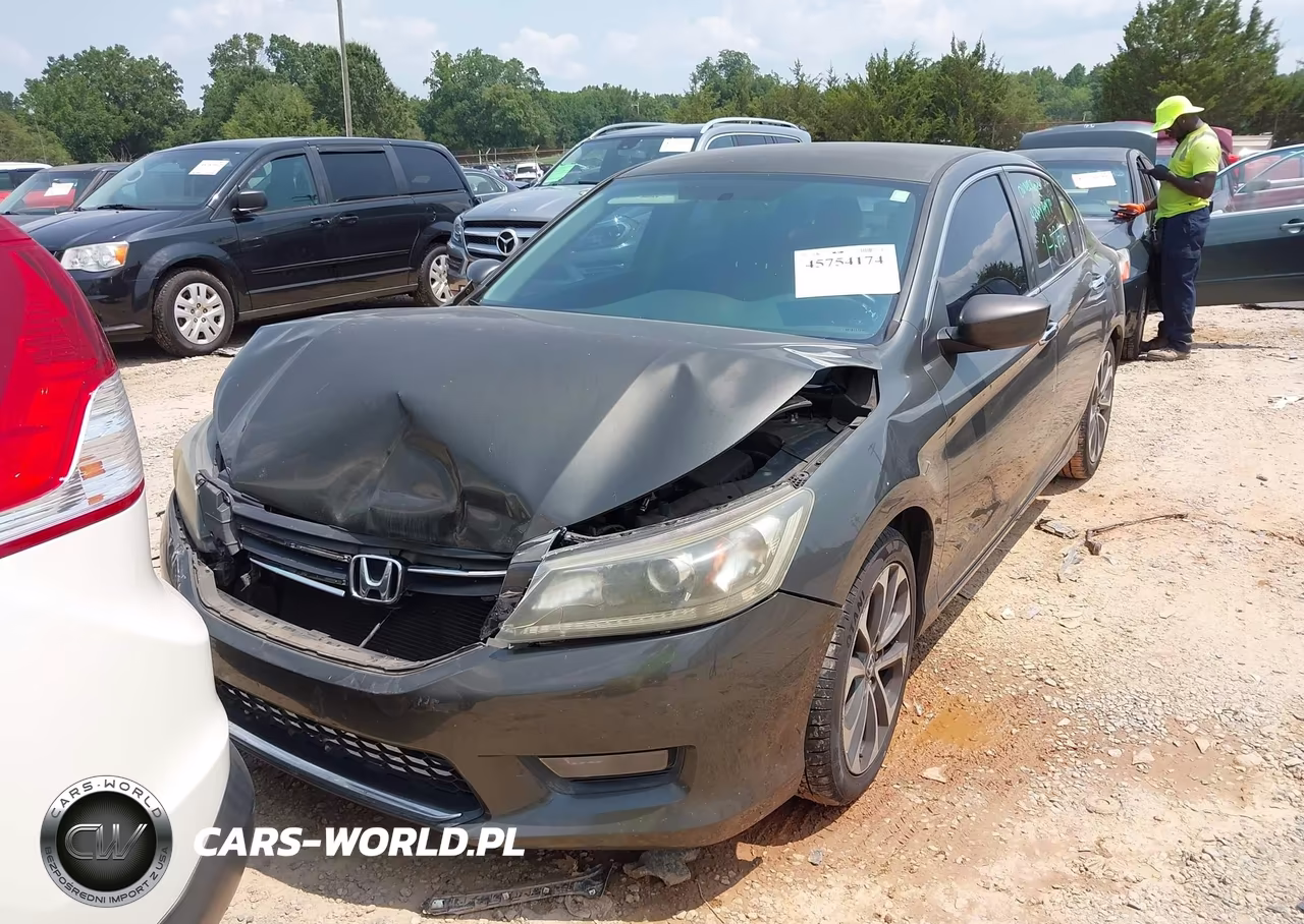 2015 Honda Accord Sport VIN:1HGCR2F59FA122412 - 12