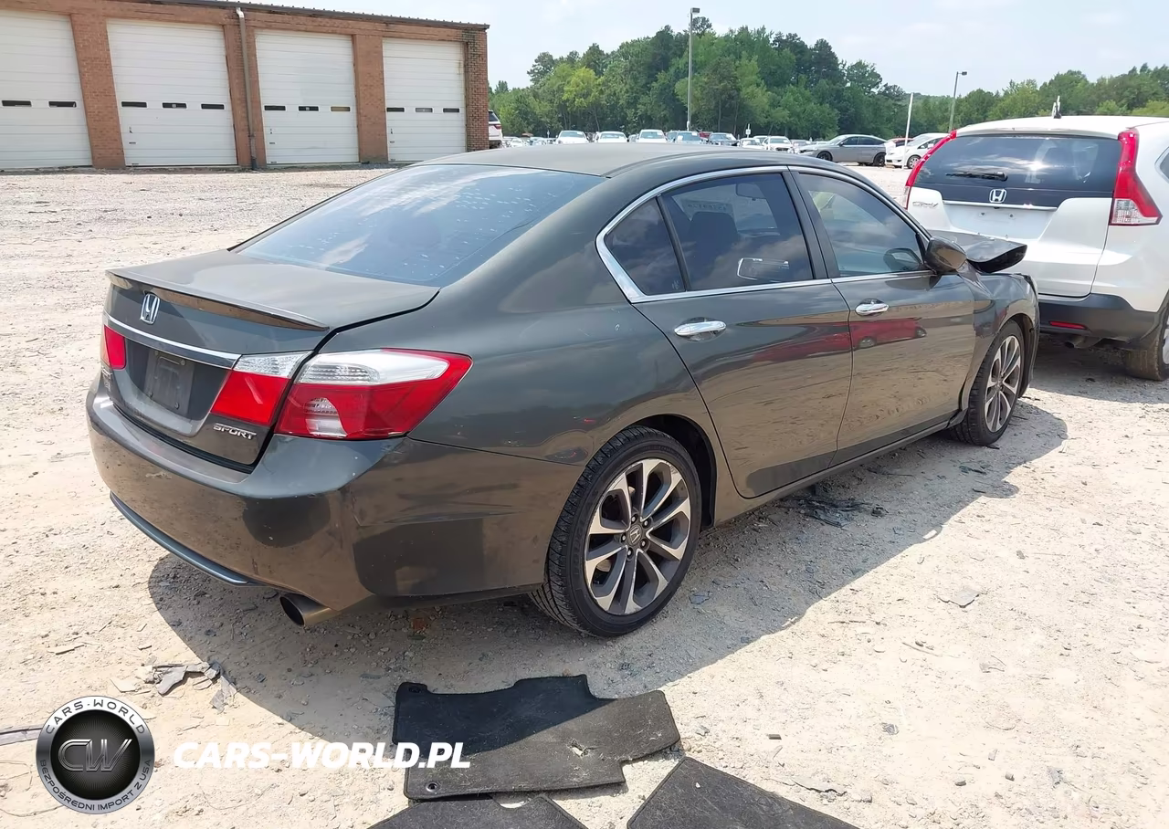 2015 Honda Accord Sport VIN:1HGCR2F59FA122412 - 4
