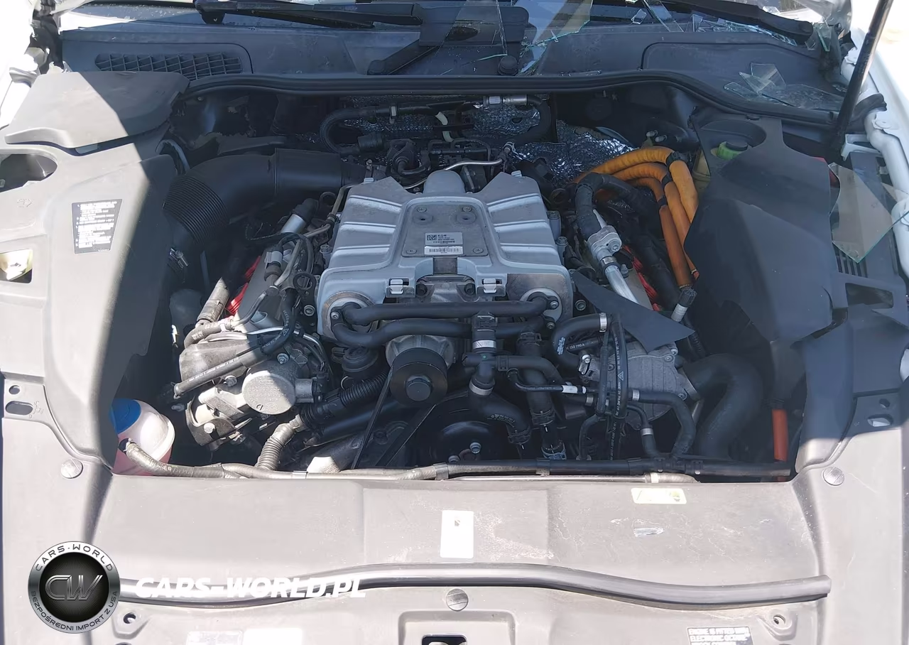 2013 Porsche Cayenne Hybrid S VIN:WP1AE2A21DLA15174 - 10
