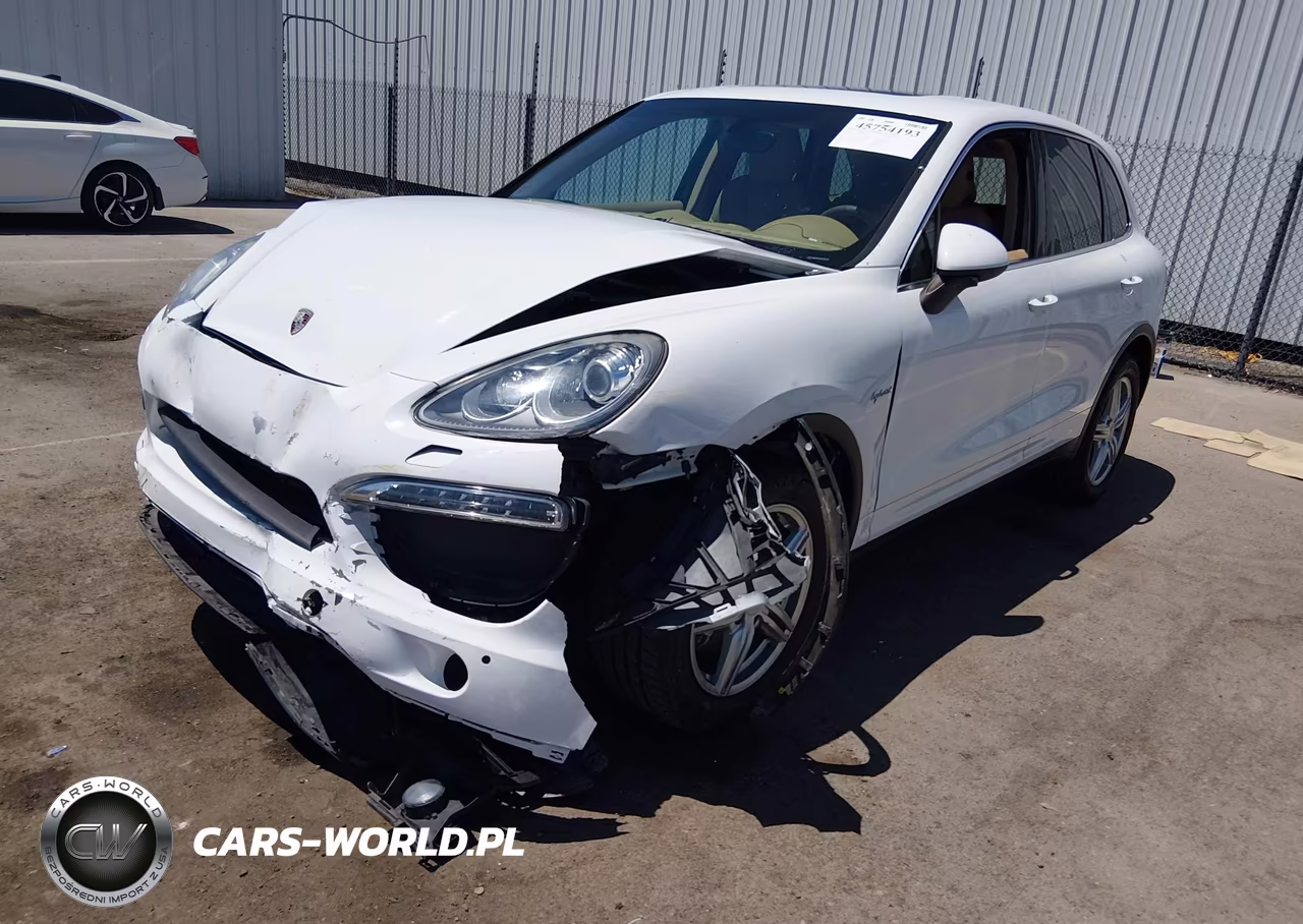 2013 Porsche Cayenne Hybrid S VIN:WP1AE2A21DLA15174 - 2