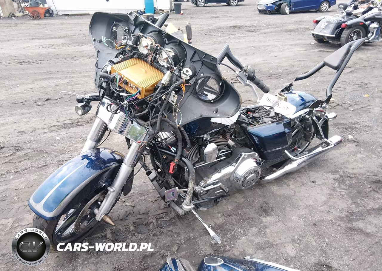 2012 Harley-Davidson Flhtcu Ultra Classic Electra Gld VIN:1HD1FCM12CB623117 - 2