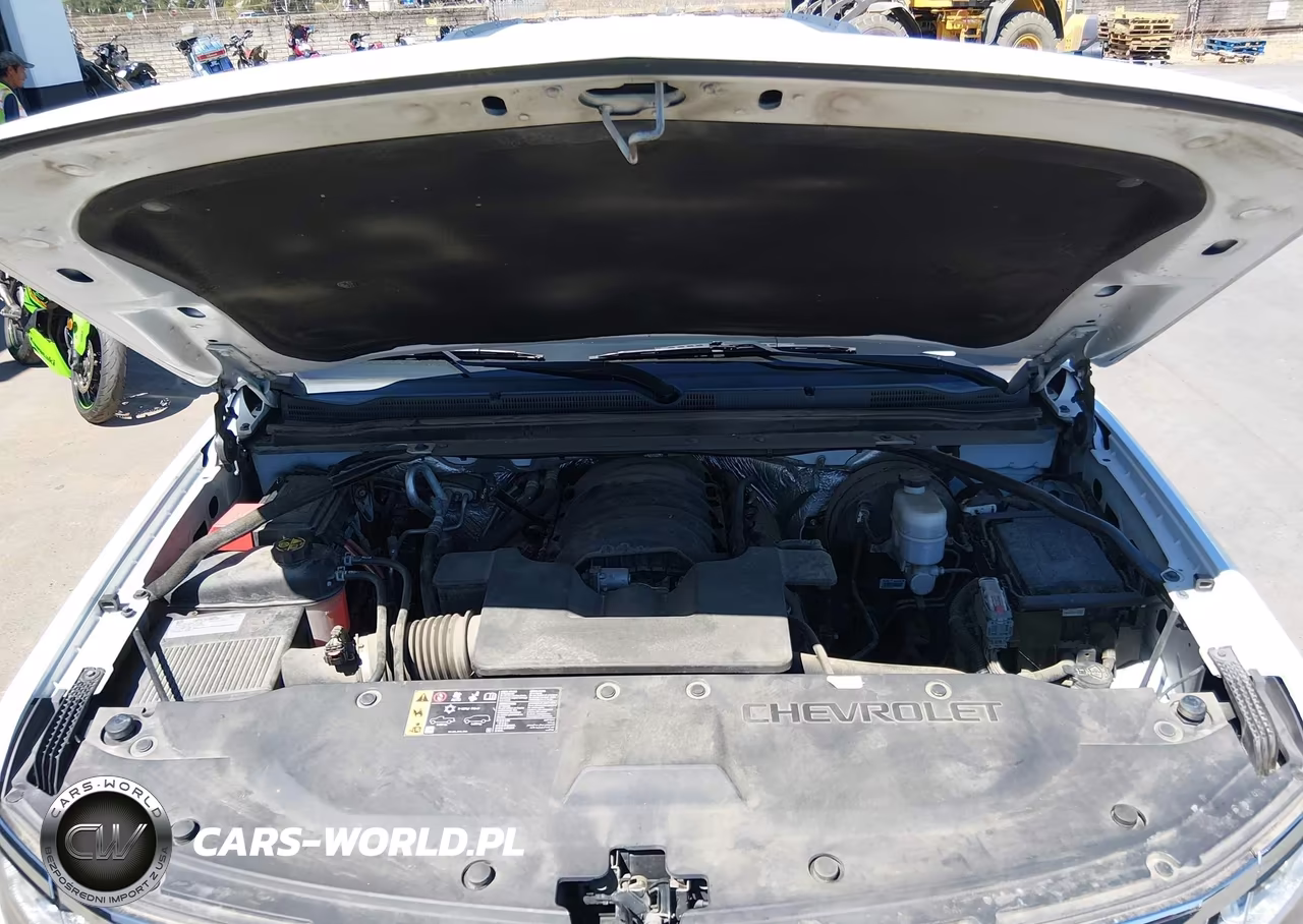 2017 Chevrolet Tahoe Ls VIN:1GNSKAEC7HR266514 - 10