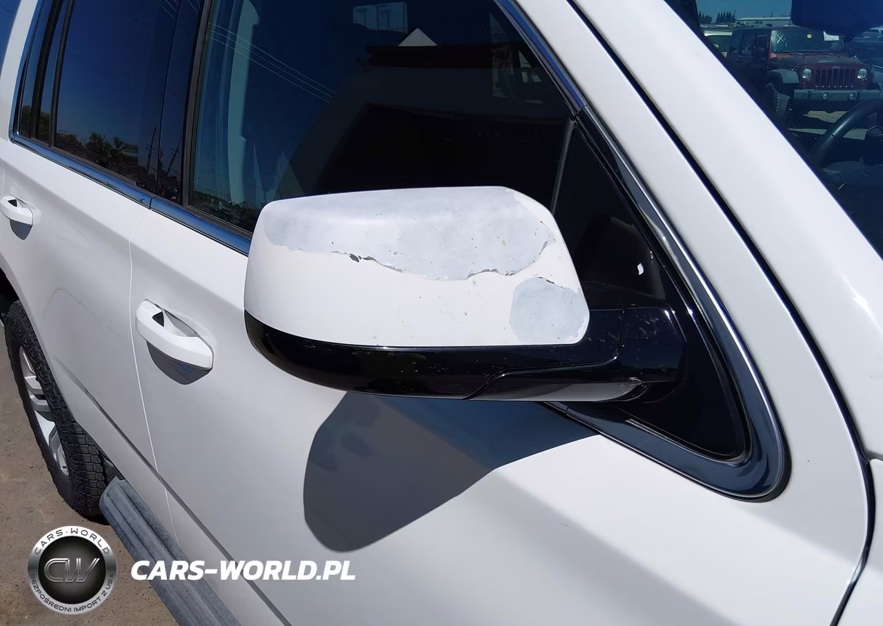 2017 Chevrolet Tahoe Ls VIN:1GNSKAEC7HR266514 - 12