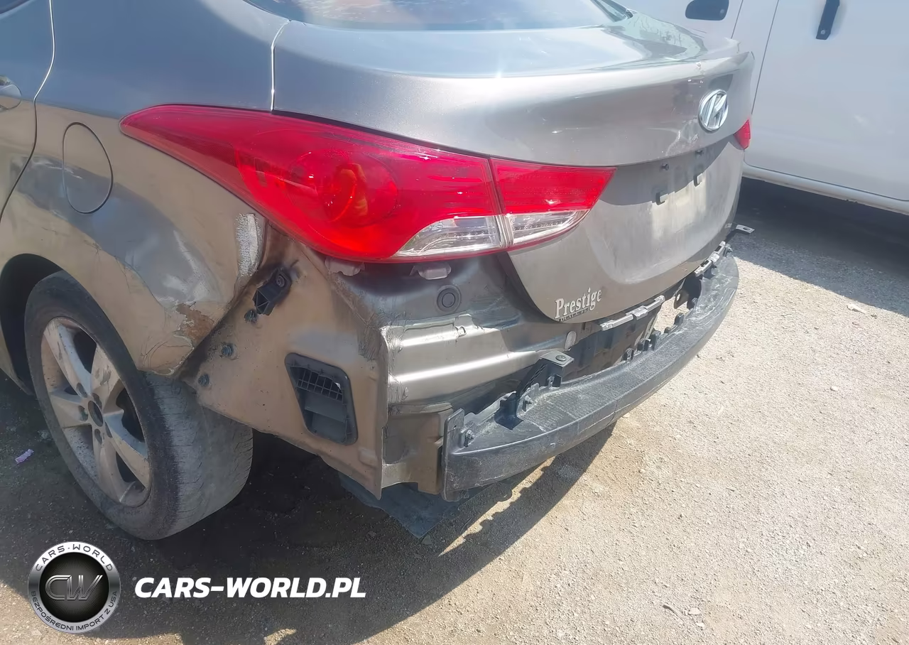 2013 Hyundai Elantra Gls VIN:5NPDH4AE7DH411996 - 14