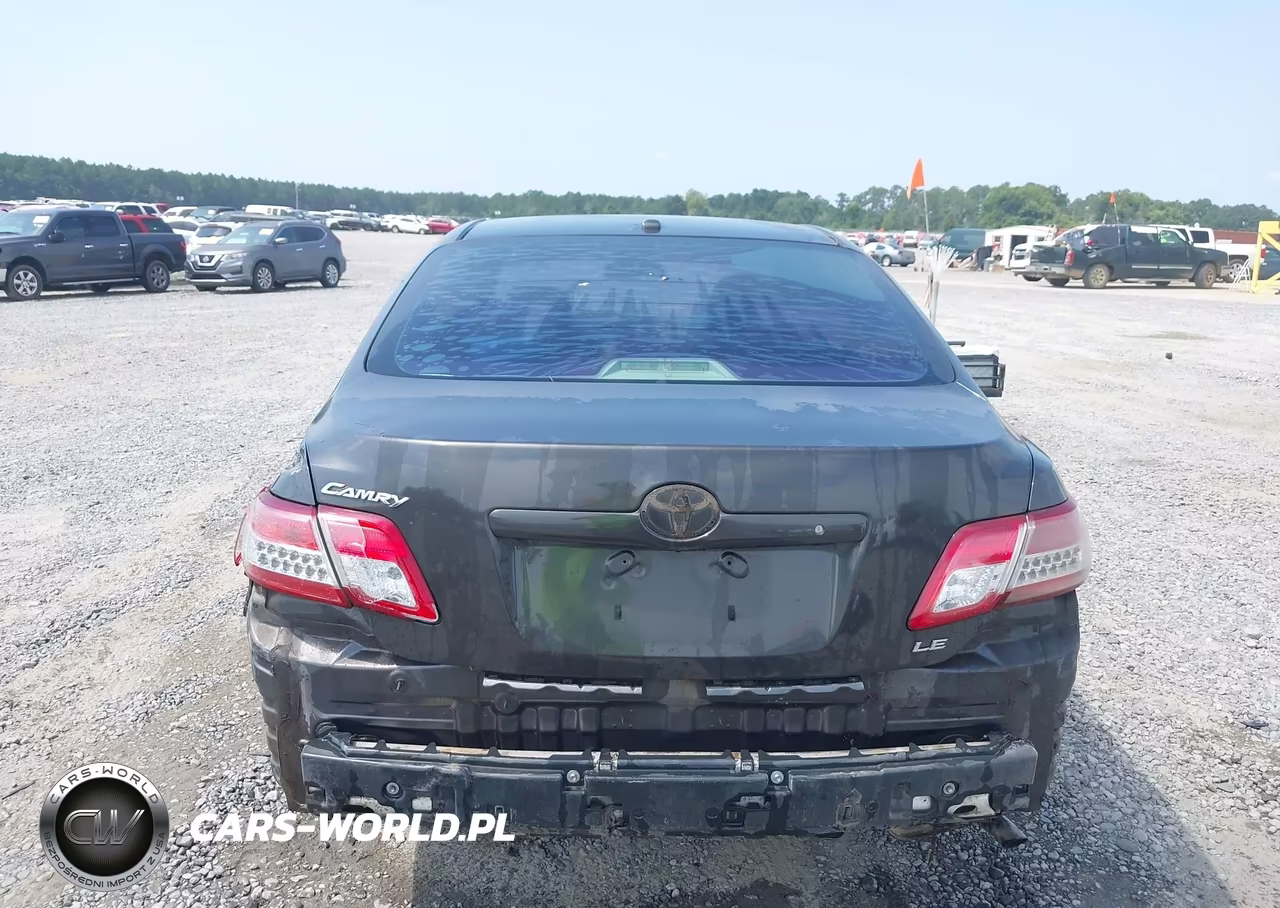 2011 Toyota Camry Le VIN:4T1BF3EK2BU710740 - 17