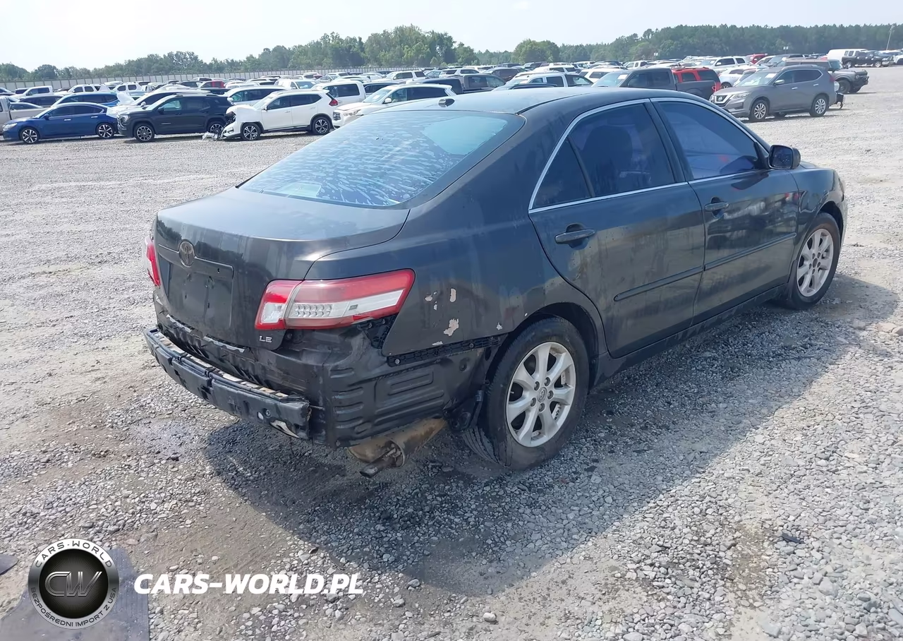 2011 Toyota Camry Le VIN:4T1BF3EK2BU710740 - 4