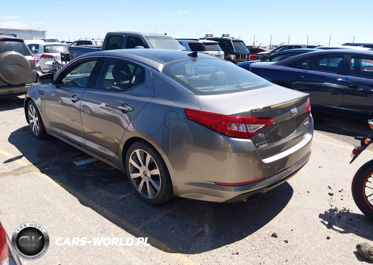 2013 Kia Optima Sx VIN:5XXGR4A62DG232215 - 3