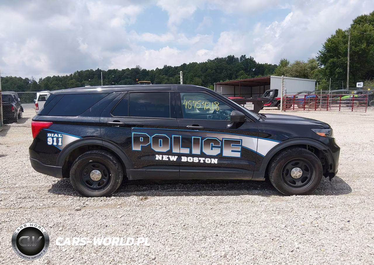 2022 Ford Police Interceptor Utility VIN:1FM5K8ACONGB74152 - 13