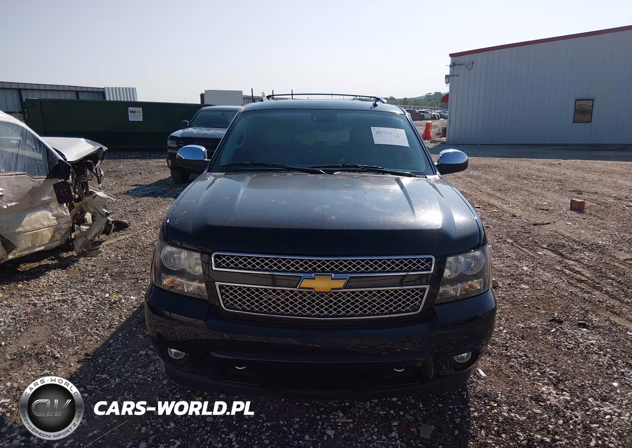 2013 Chevrolet Tahoe Ltz VIN:1GNSKCE02DR323567 - 12