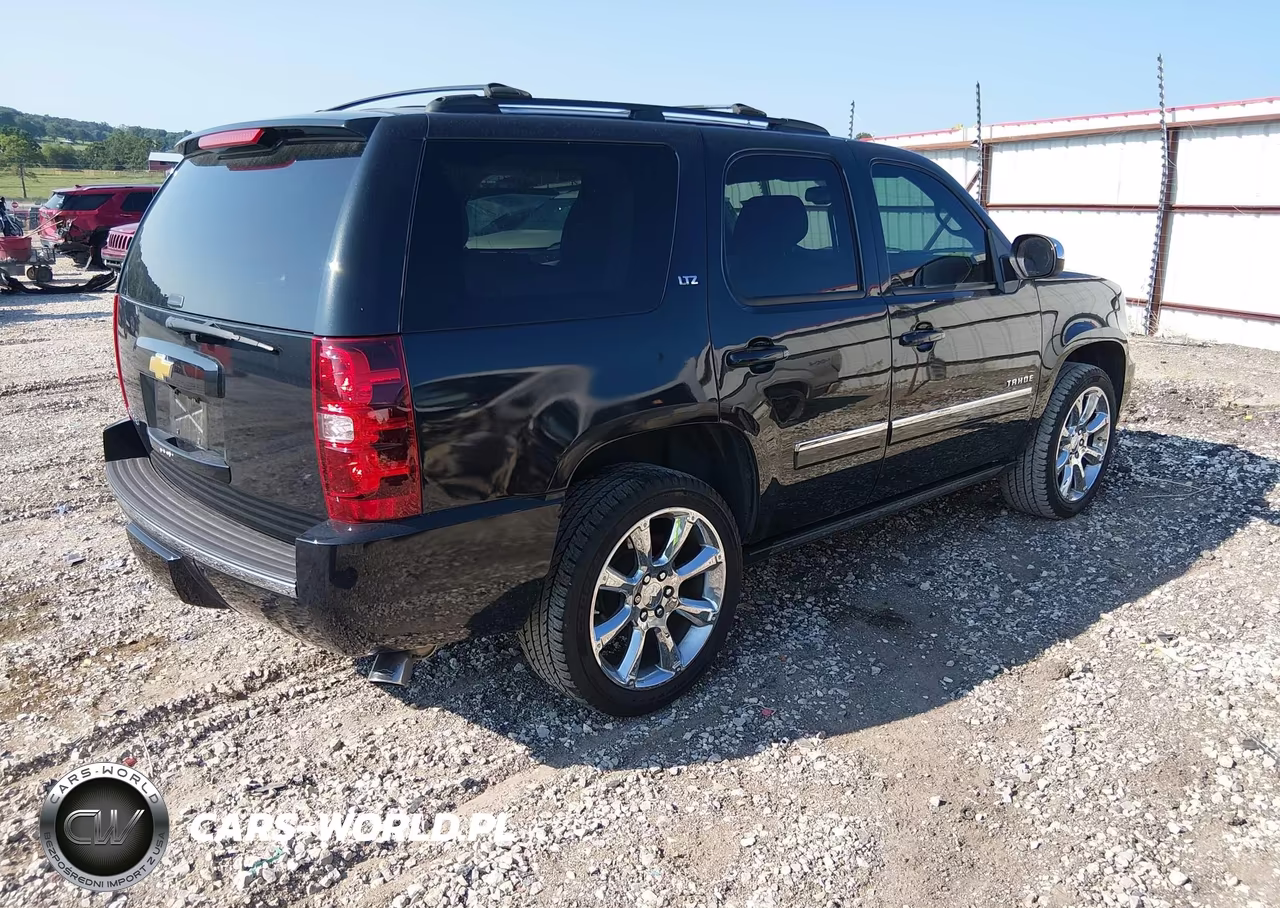 2013 Chevrolet Tahoe Ltz VIN:1GNSKCE02DR323567 - 4