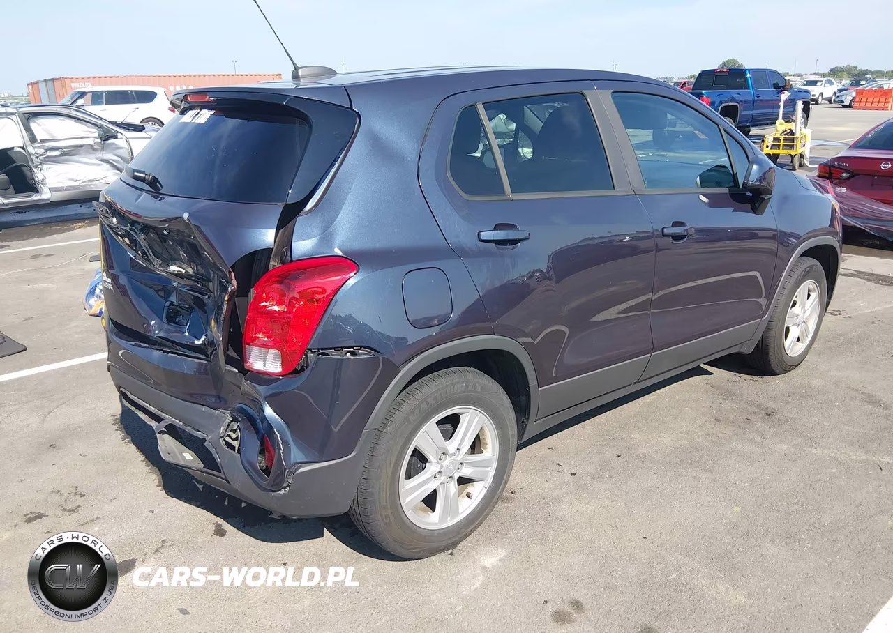 2019 Chevrolet Trax Ls VIN:3GNCJKSB3KL268008 - 4