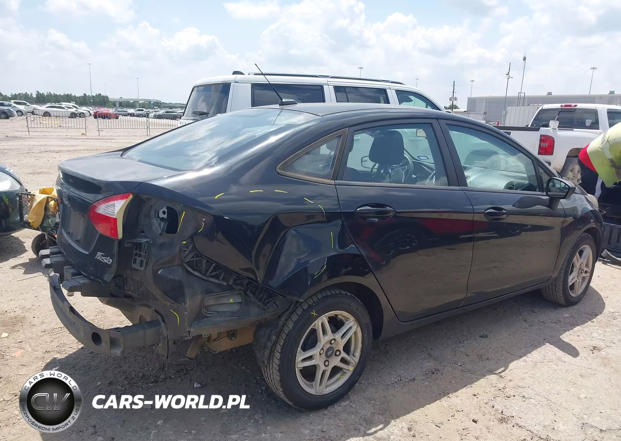 2018 Ford Fiesta Se VIN:3FADP4BJ7JM129612 - 4