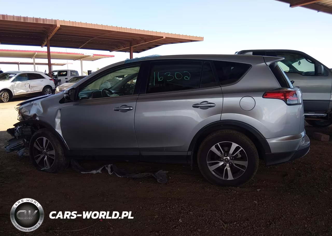 2018 Toyota Rav4 Xle VIN:JTMWFREV6JJ173891 - 14