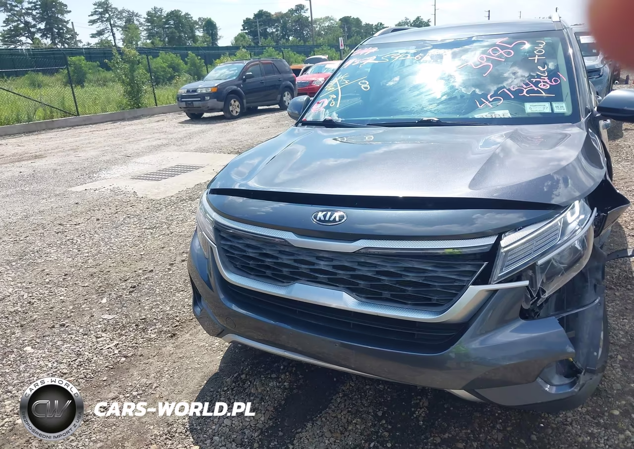 2021 Kia Seltos S VIN:KNDEUCAA0M7073126 - 12