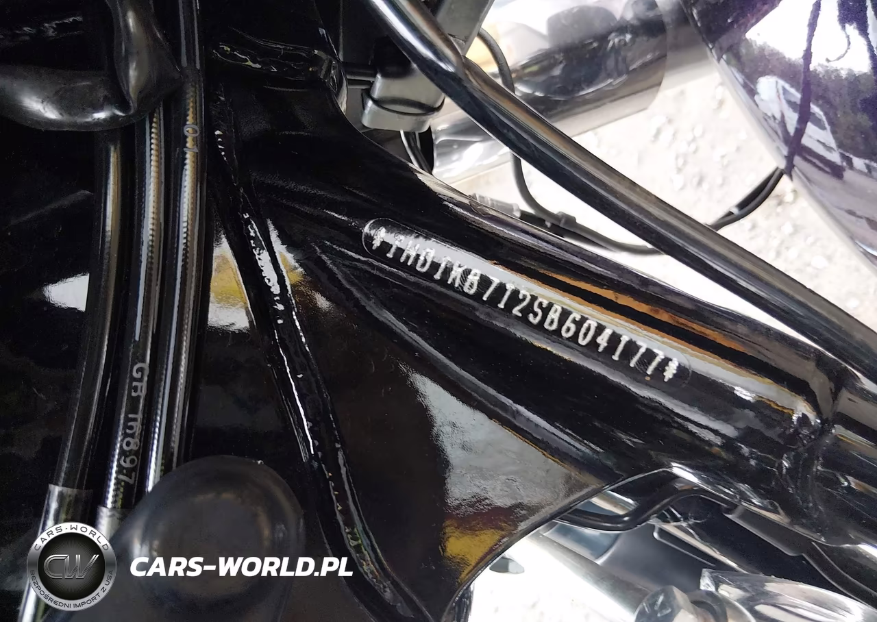 2025 Harley-Davidson Flhx VIN:1HD1KB712SB604177 - 10
