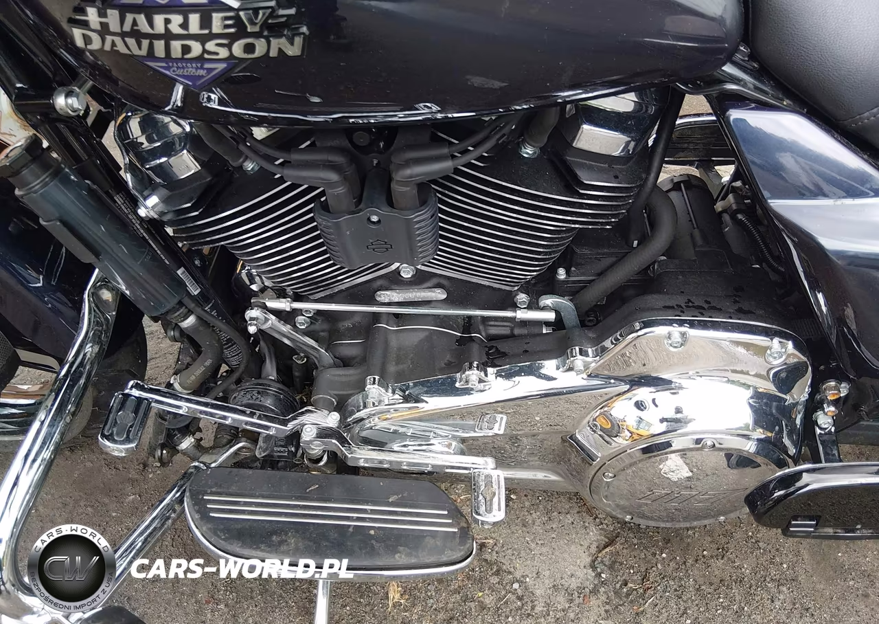 2025 Harley-Davidson Flhx VIN:1HD1KB712SB604177 - 9
