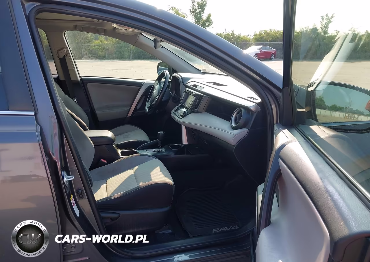 2017 Toyota Rav4 Xle VIN:JTMRFREV7HJ711117 - 5